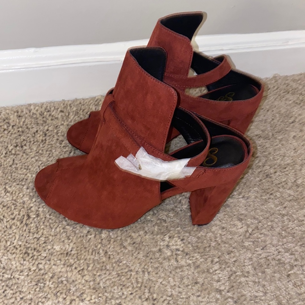 So Me Suede Heels
